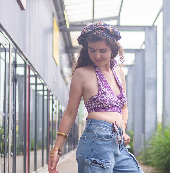 haut violet dos nu fleuri été
