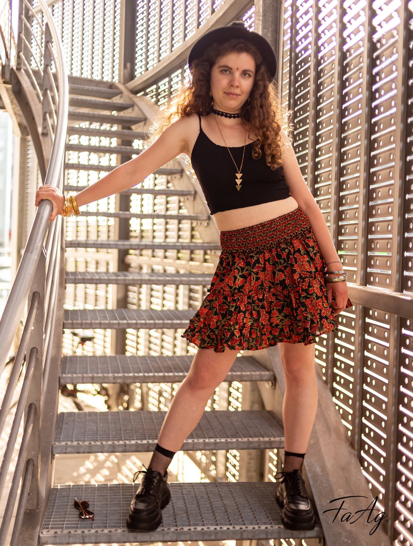 jupe vintage noire et rouge festival
