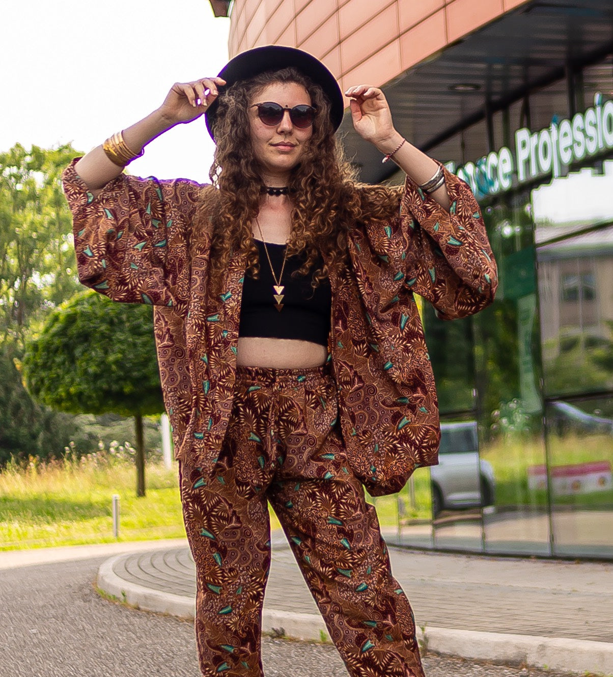 kimono court vintage festival music